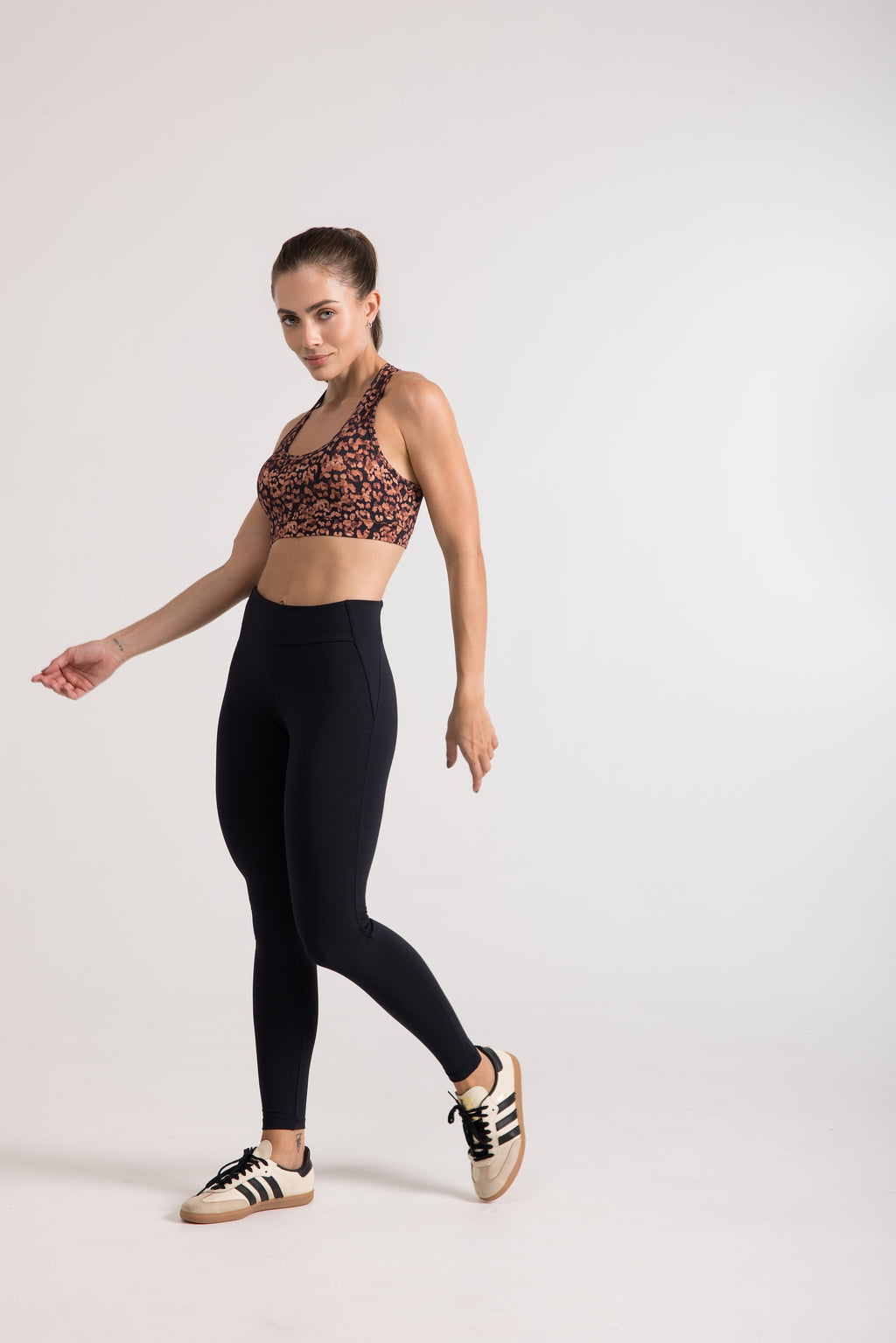 Legging Pretina Recortada Supplex